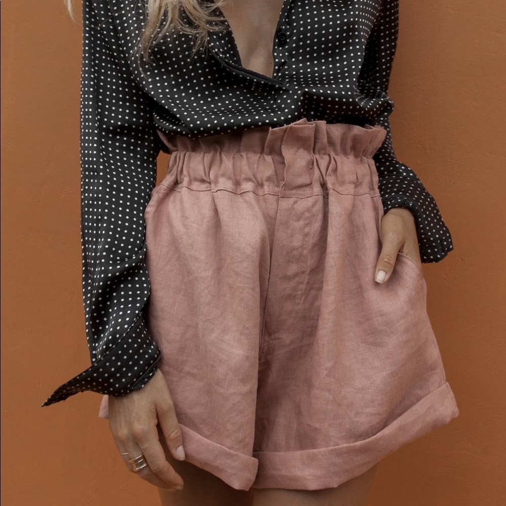 Posse Ducky Short in Rose S GUC Linen